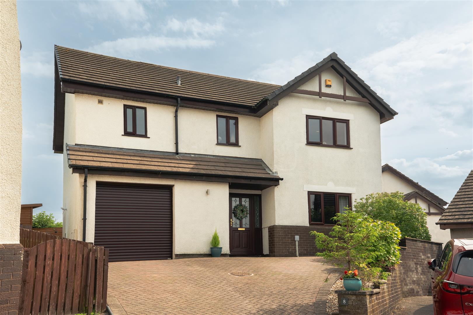8 Levens Close (1 of 37).jpg